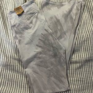 Victoria Secret High waist V Crossover Flare leggings